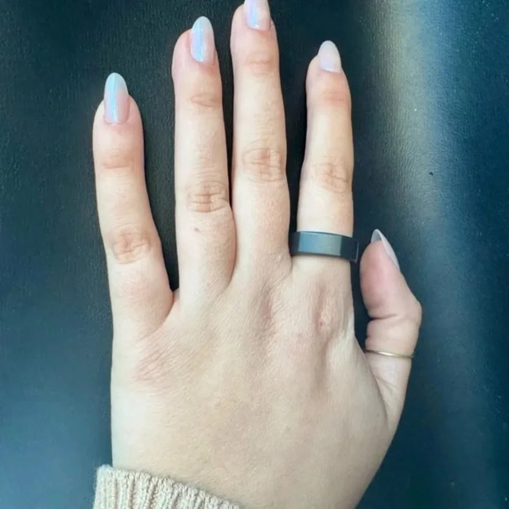 Oura ring 3 Heritage size 8.  Great condition - Picture 2 of 3